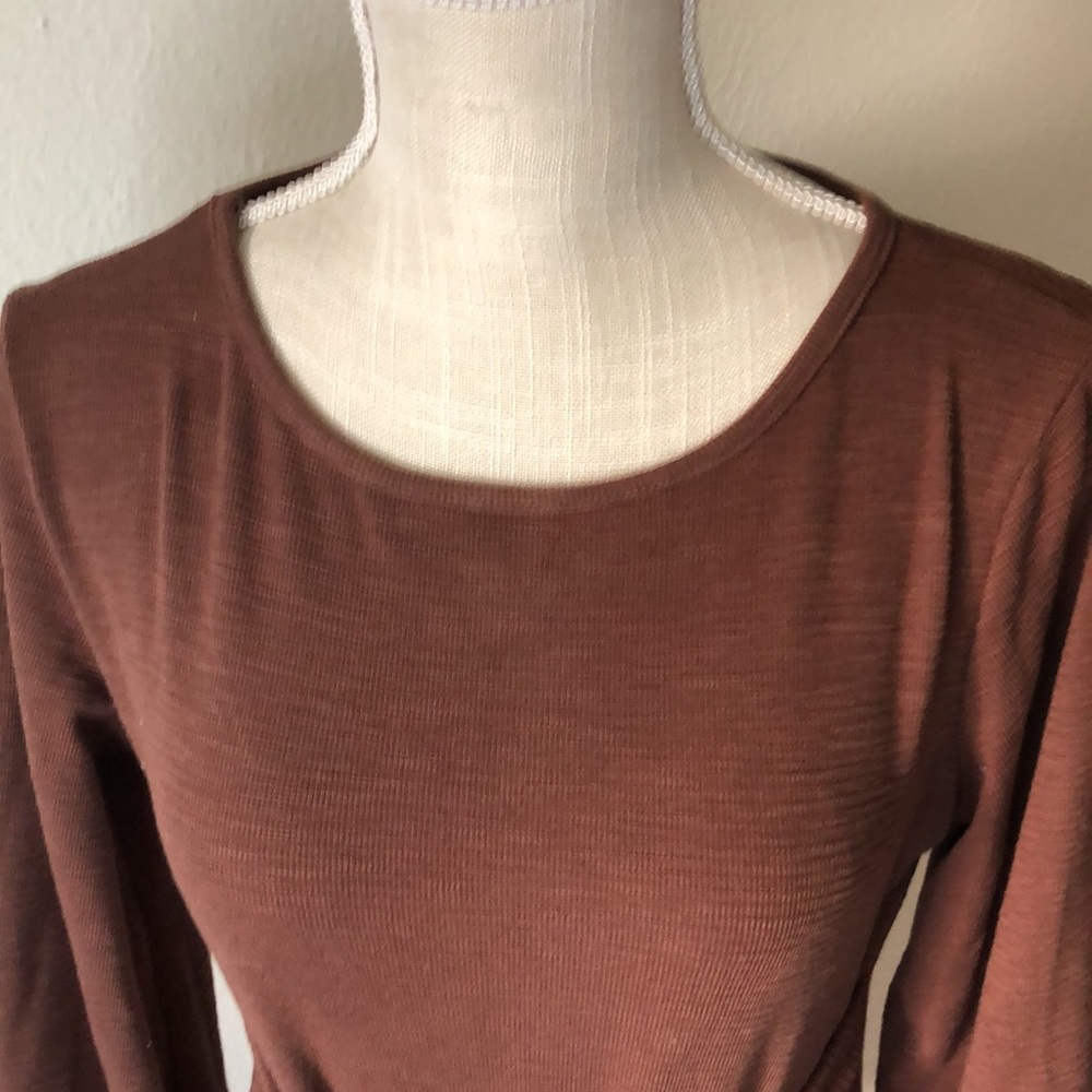 Cute brown dress with wrap detail in front - Picture 2 of 6